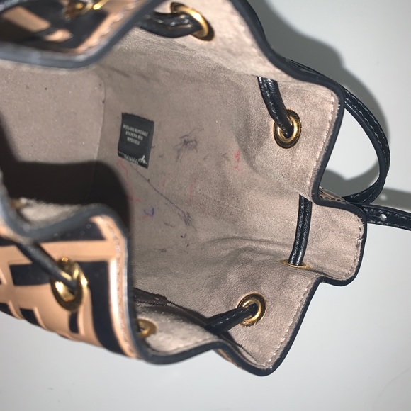 Fendi bucket bag mon tresor - Picture 10 of 10